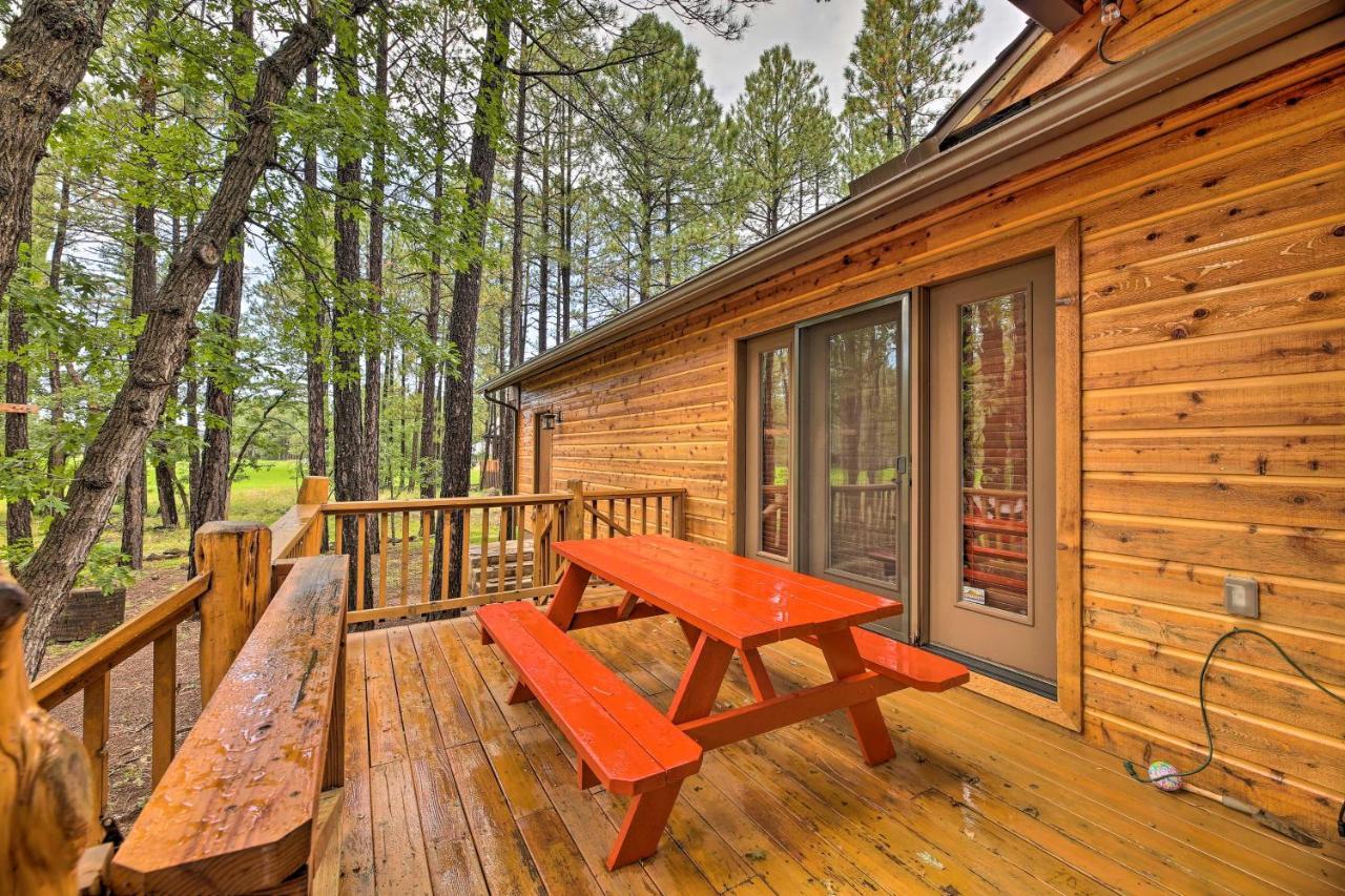 Lush Pinetop Retreat With Large Deck And Wooded Yard! Exterior foto